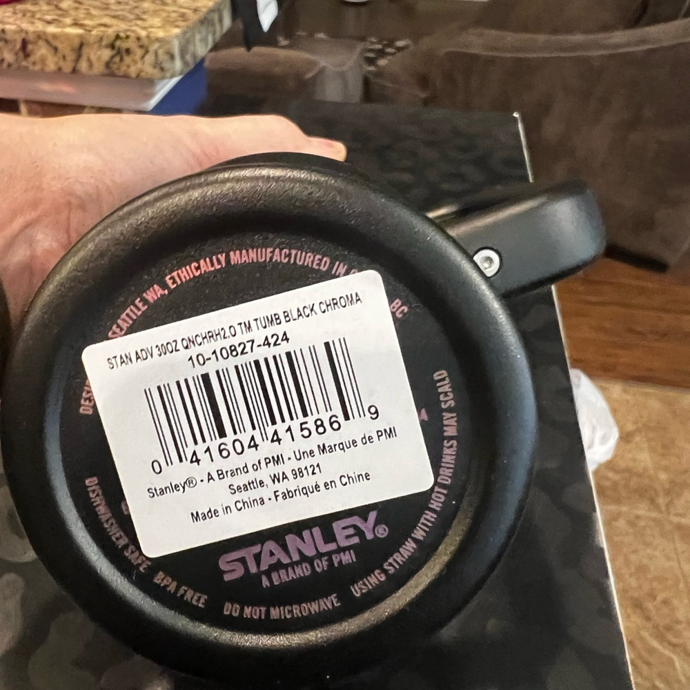 Stanley 30 oz Black Chroma - Picture 2 of 2
